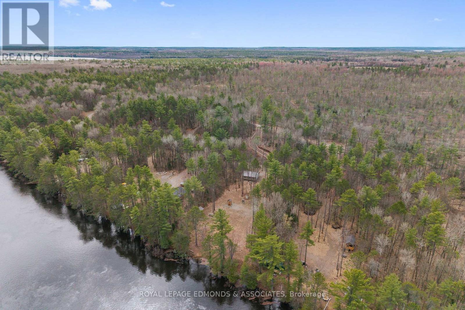 












290 HENNESSY TRAIL

,
Whitewater Region,







Ontario
K0J2L0


