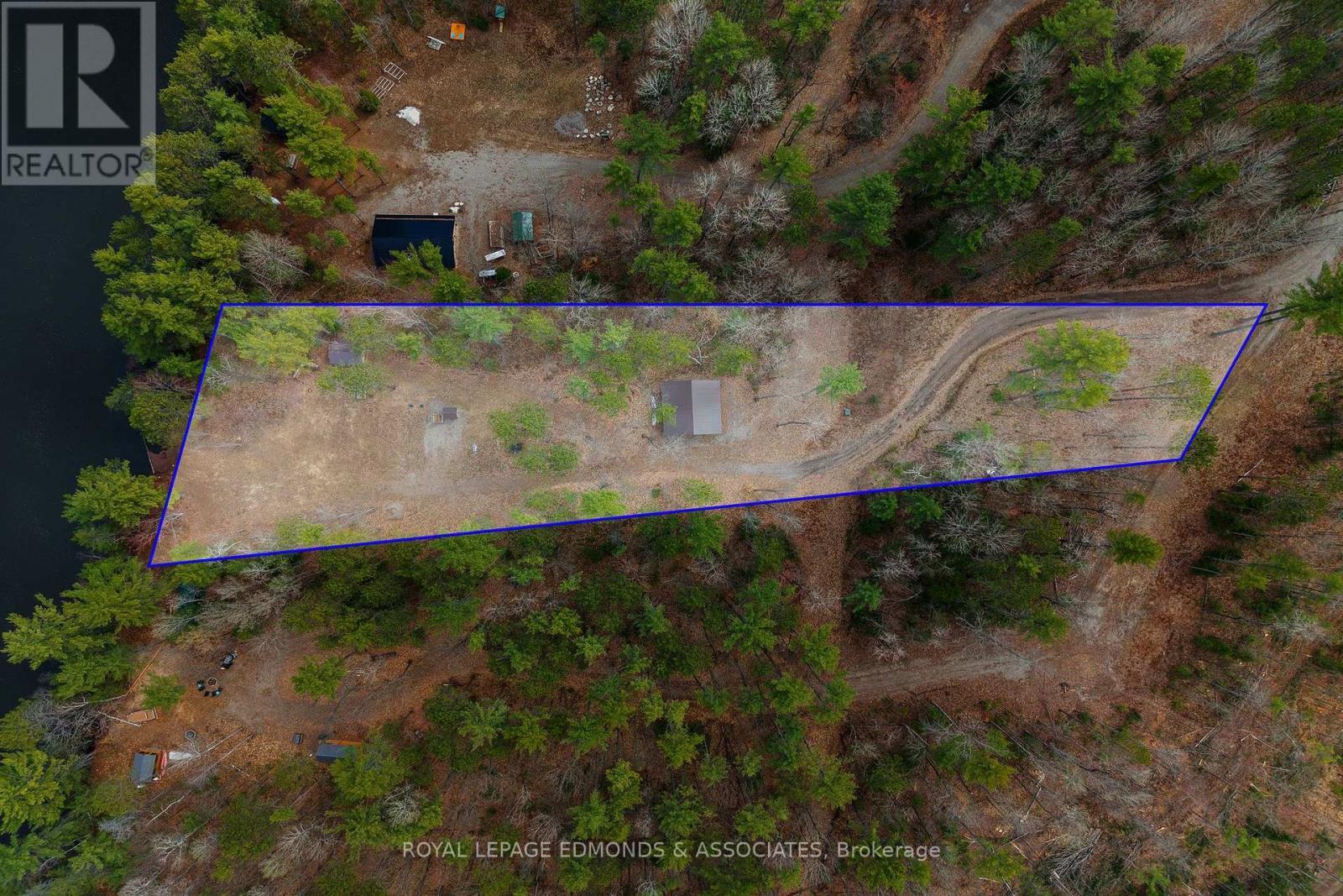 












290 HENNESSY TRAIL

,
Whitewater Region,







Ontario
K0J2L0


