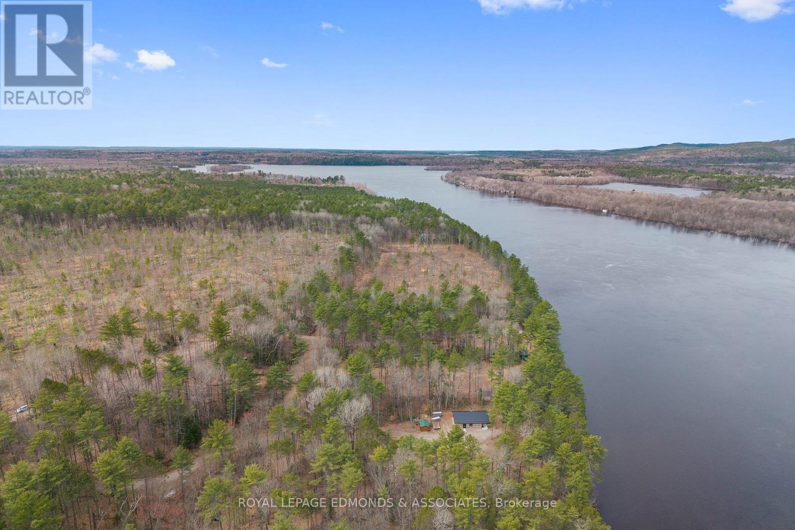 












290 HENNESSY TRAIL

,
Whitewater Region,







Ontario
K0J2L0


