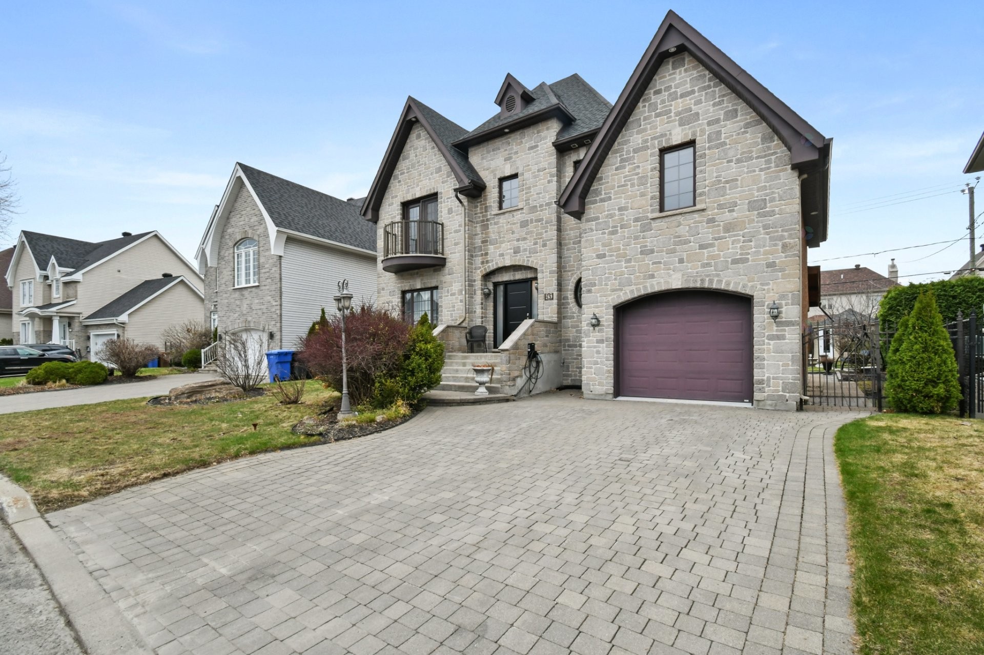 









269


Rue François-Brunet

,
Terrebonne (Lachenaie),




QC
J6V1T3

