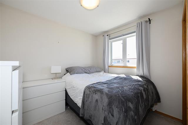 









1010


Wilkes

AVE, 5,
Winnipeg,




MB
R3P 2S4

