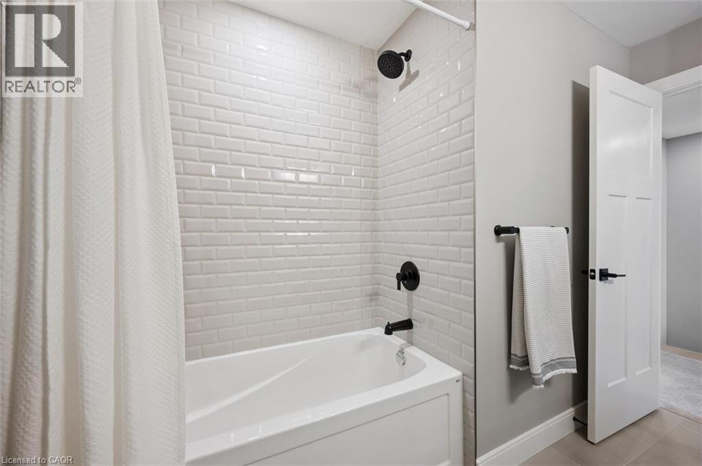 












56 WALKER Road

,
Ingersoll,




Ontario
N5C4H3

