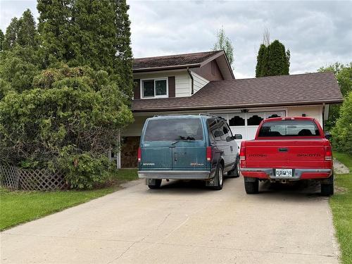 Welcome to 229 Swan River Drive