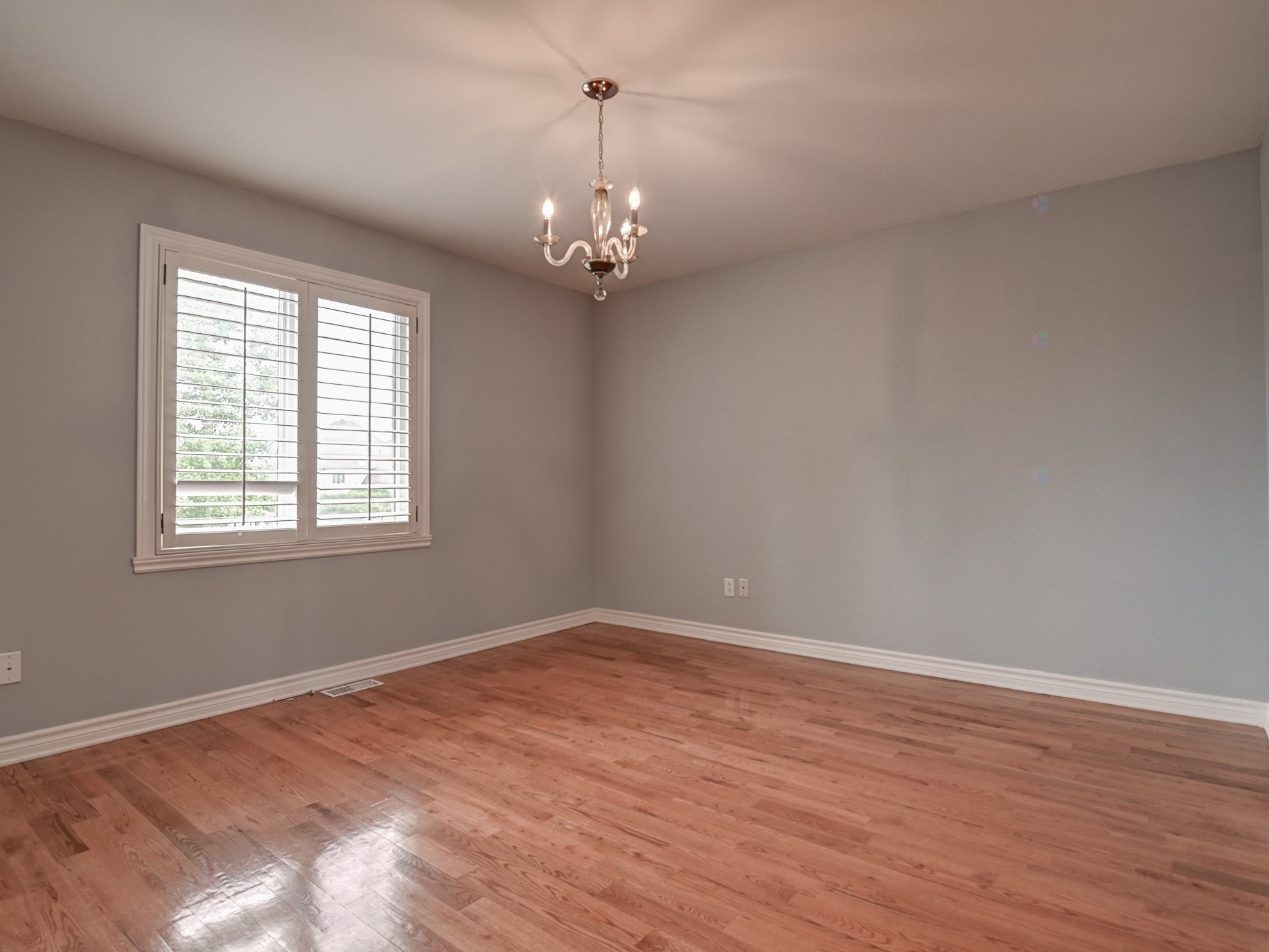 









3560


Rue de Loreto

,
Brossard,




QC
J4Y3J7


