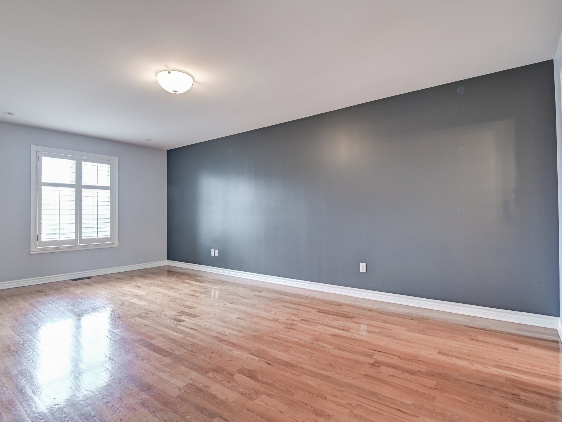 









3560


Rue de Loreto

,
Brossard,




QC
J4Y3J7

