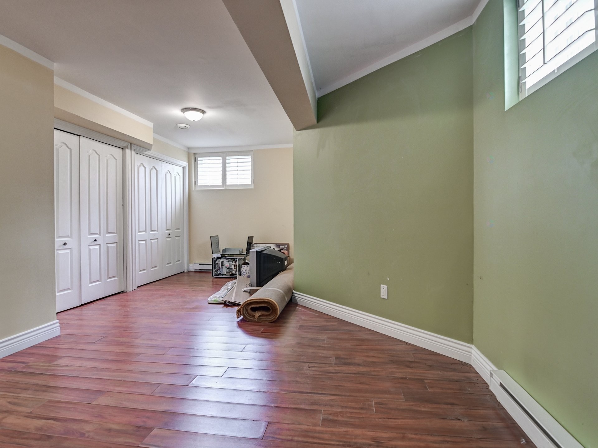 









3560


Rue de Loreto

,
Brossard,




QC
J4Y3J7

