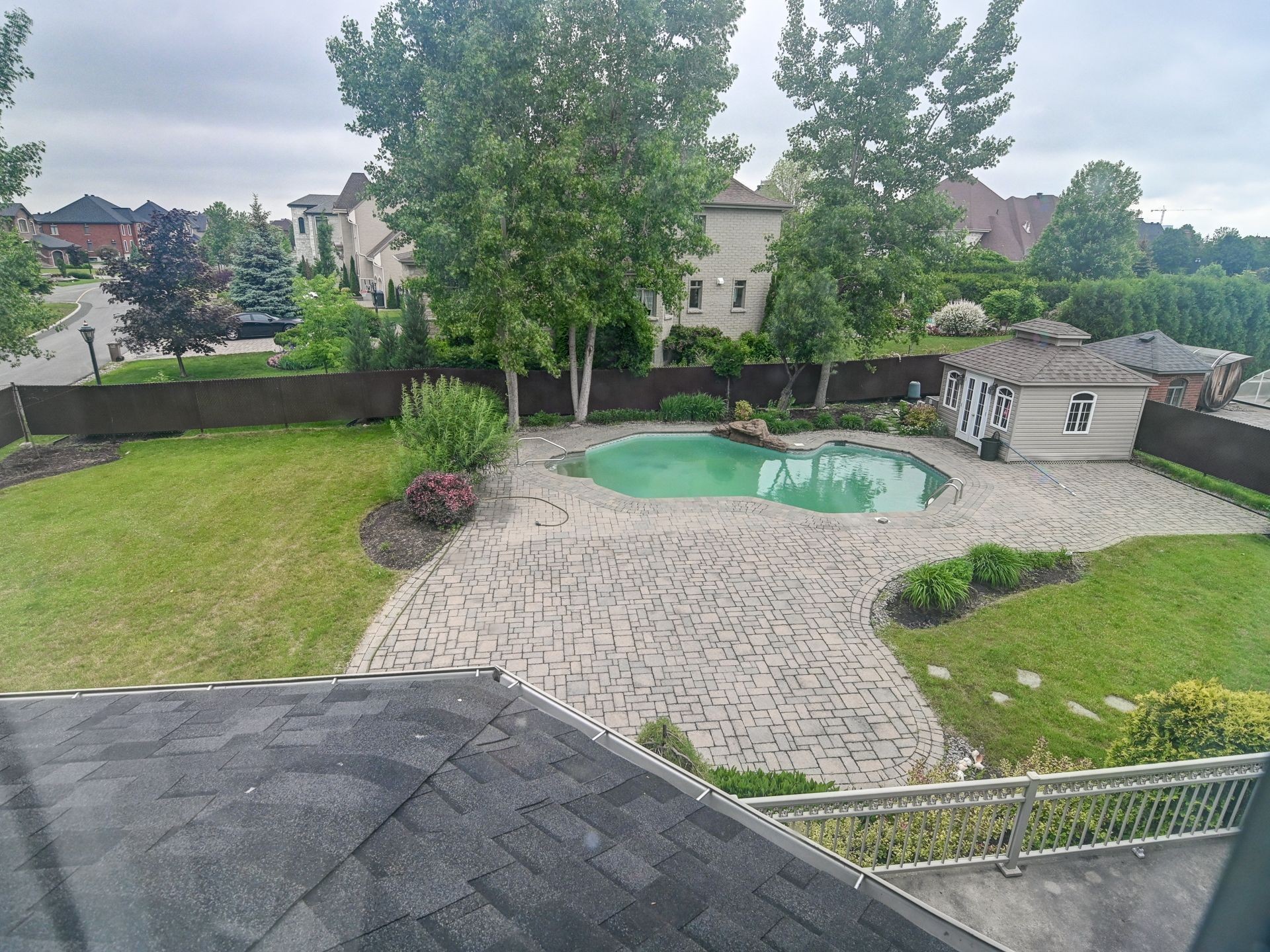 









3560


Rue de Loreto

,
Brossard,




QC
J4Y3J7

