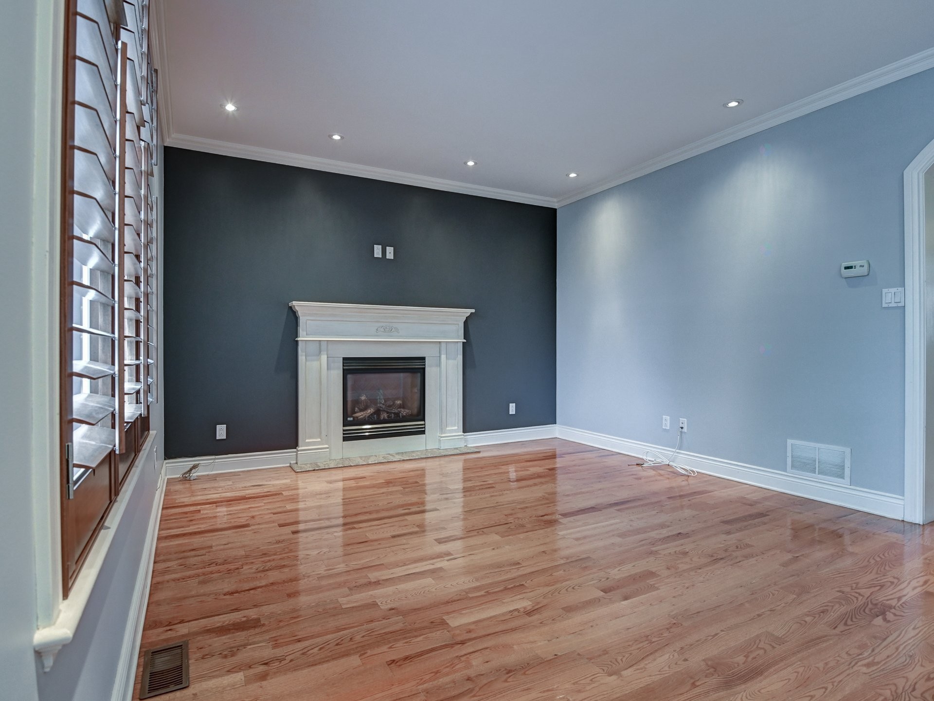 









3560


Rue de Loreto

,
Brossard,




QC
J4Y3J7

