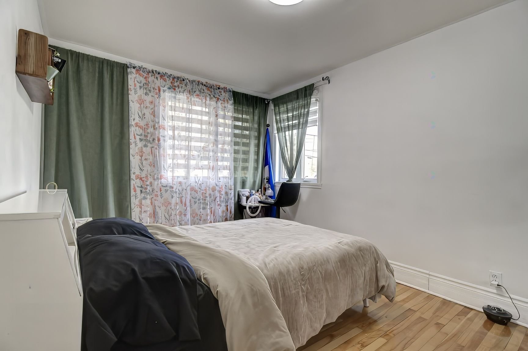 









14192


Rue Forsyth

,
Montréal (Rivière-des-Prairies/Pointe-aux-Trembles),




QC
H1A1G9

