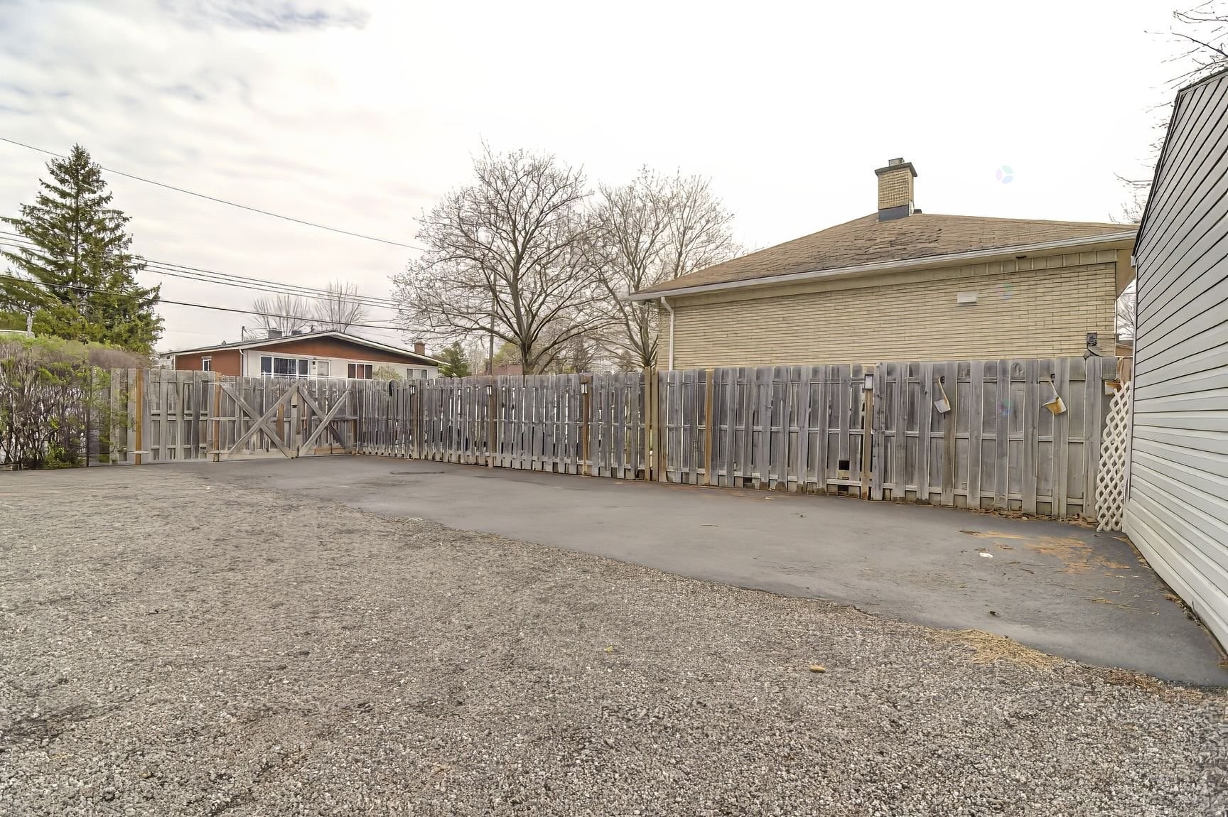 









14192


Rue Forsyth

,
Montréal (Rivière-des-Prairies/Pointe-aux-Trembles),




QC
H1A1G9

