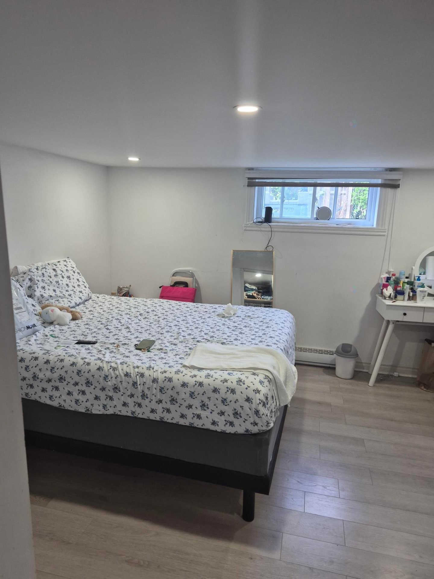 









14192


Rue Forsyth

,
Montréal (Rivière-des-Prairies/Pointe-aux-Trembles),




QC
H1A1G9

