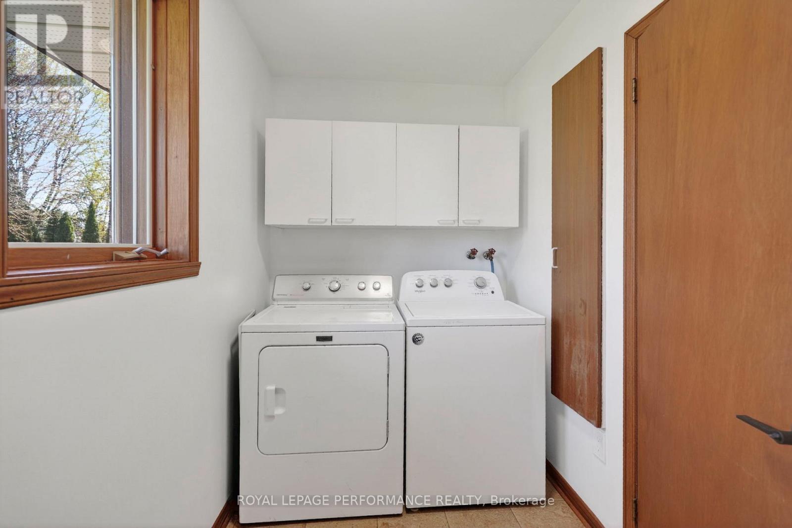 












1793 DEWHURST AVENUE

,
Cornwall,




Ontario
K6J3N1


