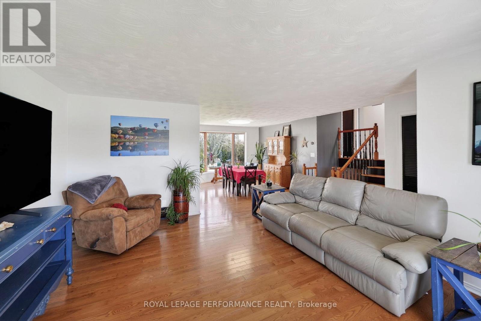 












1793 DEWHURST AVENUE

,
Cornwall,




Ontario
K6J3N1

