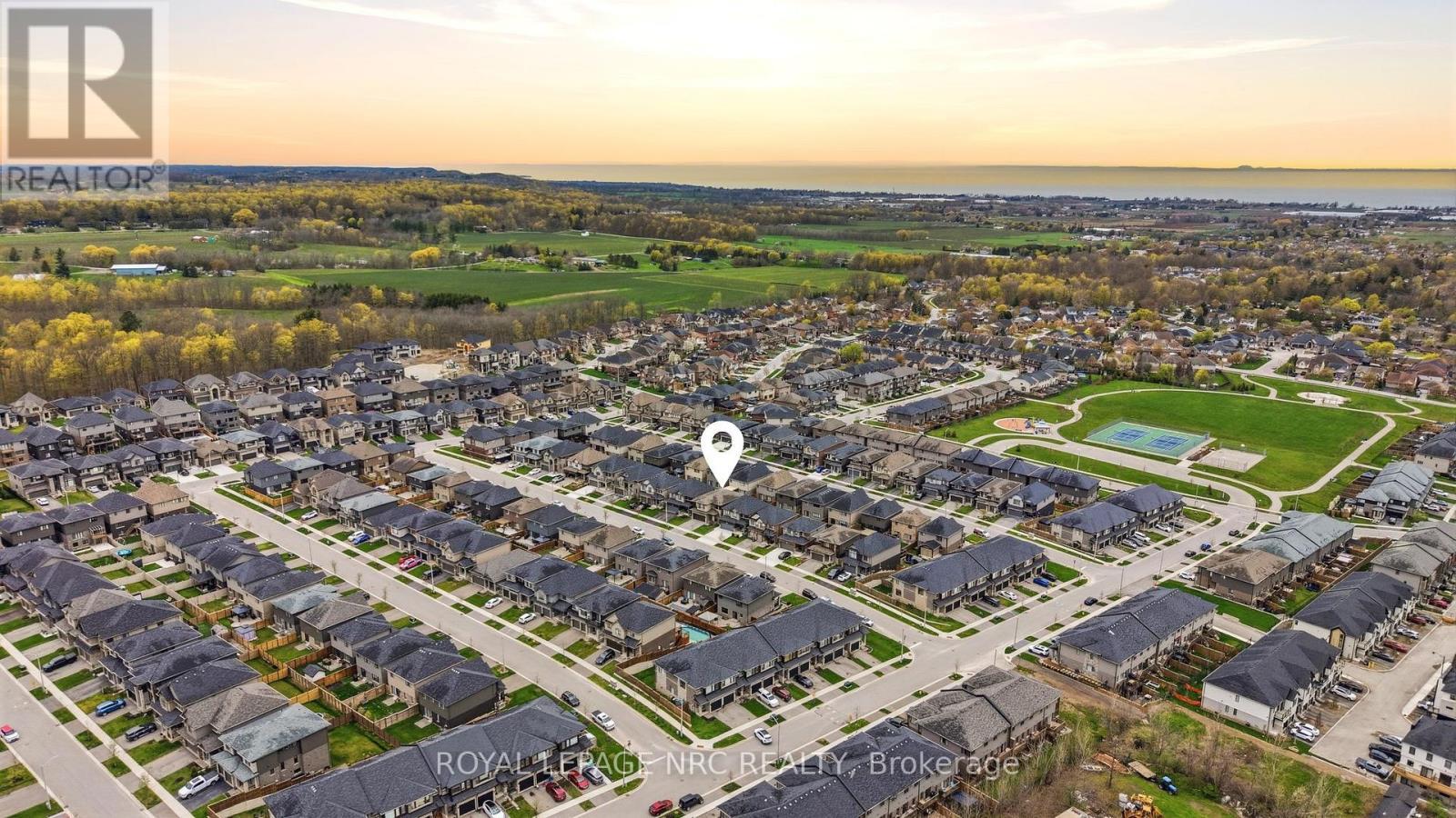 












4071 THOMAS STREET

,
Lincoln (Beamsville),




Ontario
L3J0S5

