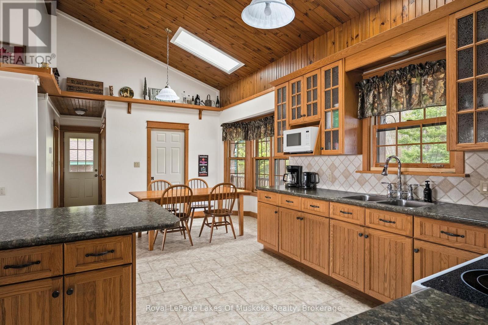 












3149 520 HIGHWAY

,
Magnetawan,




Ontario
P0A1P0

