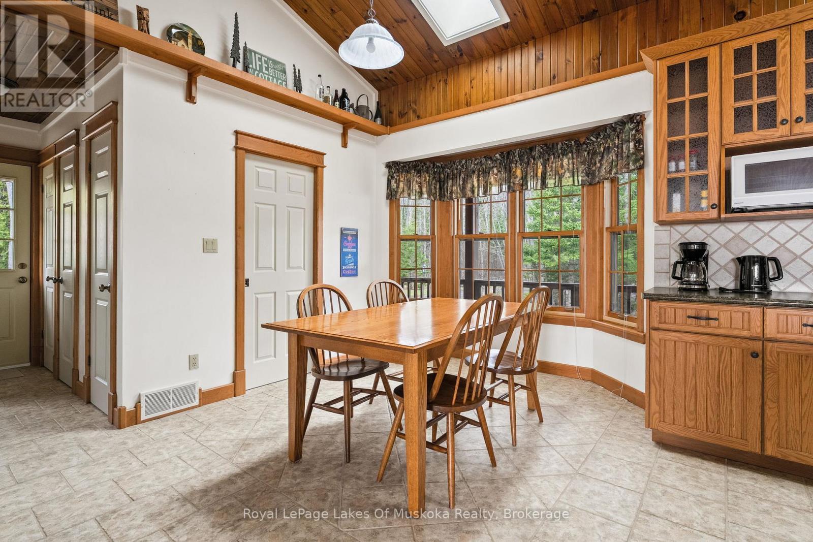 












3149 520 HIGHWAY

,
Magnetawan,




Ontario
P0A1P0

