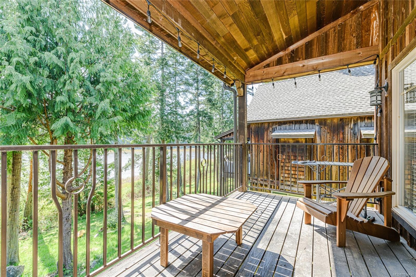 









315


Robinson

Rd, 36,
Salt Spring,




BC
V8K 1P7

