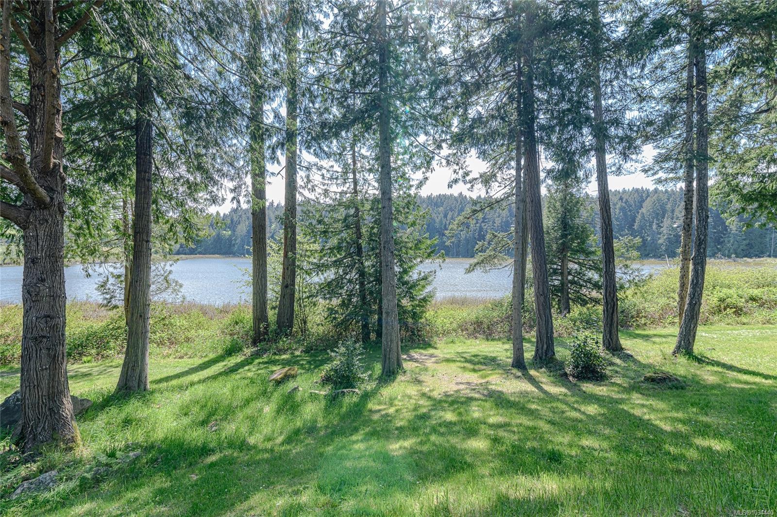 









315


Robinson

Rd, 36,
Salt Spring,




BC
V8K 1P7

