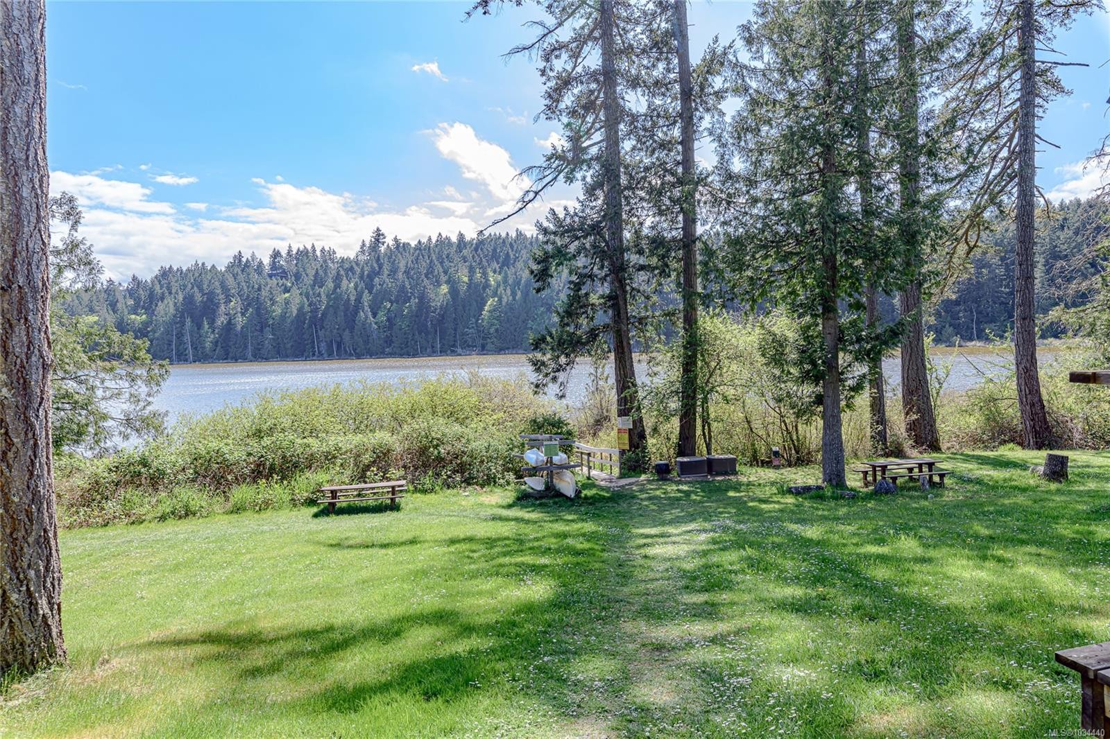 









315


Robinson

Rd, 36,
Salt Spring,




BC
V8K 1P7

