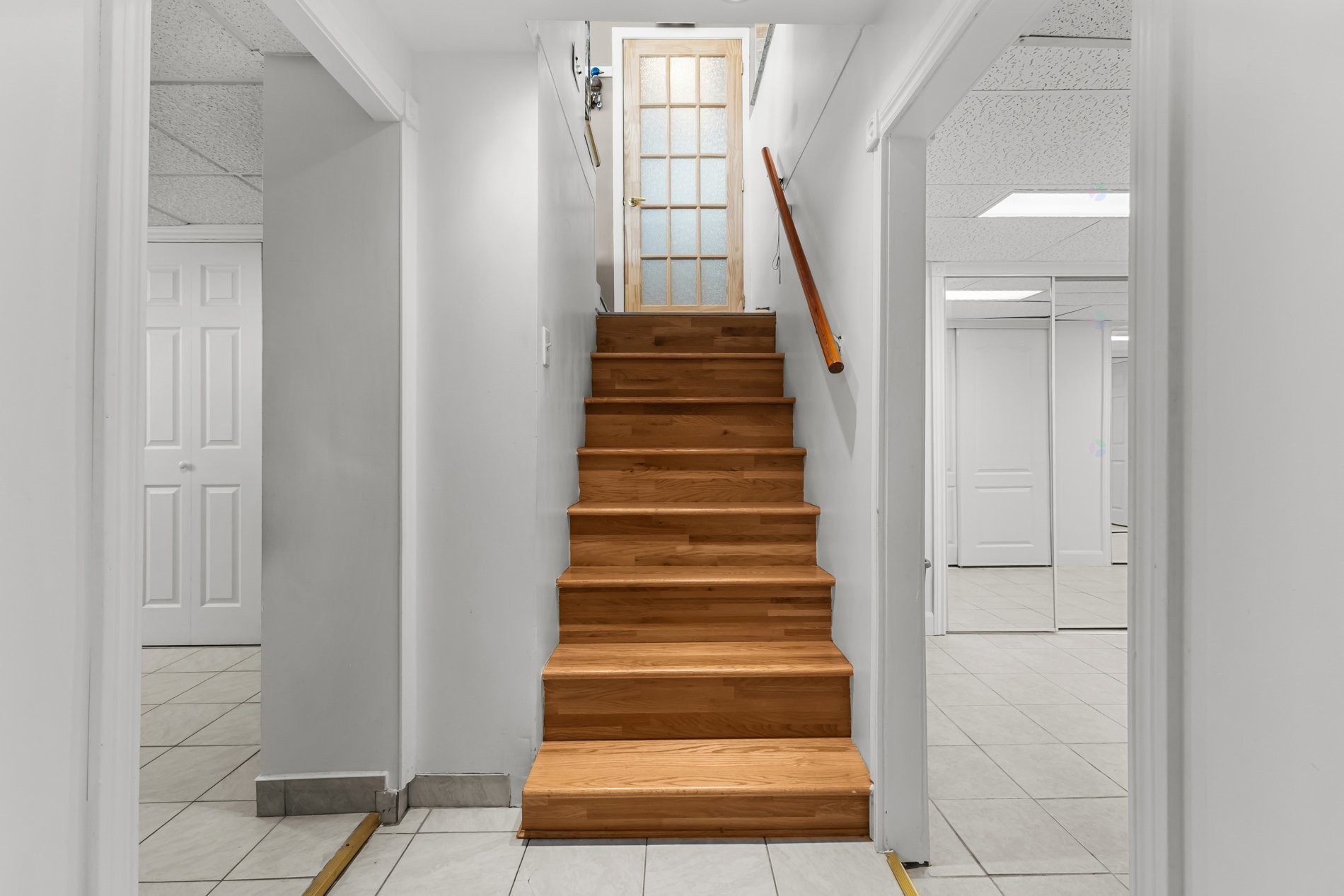 









467


Rue Flavien

,
Laval (Fabreville),




QC
H7P3A3

