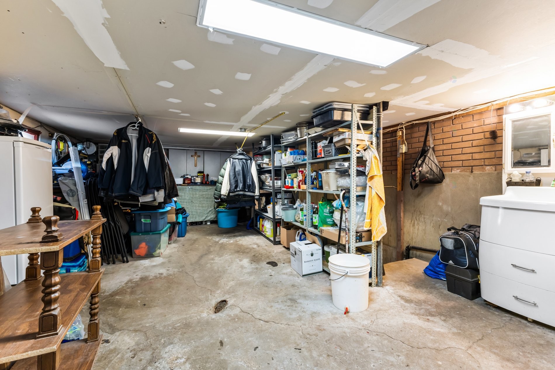 









467


Rue Flavien

,
Laval (Fabreville),




QC
H7P3A3

