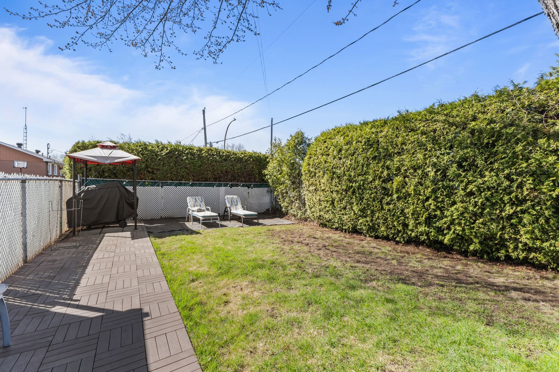 









467


Rue Flavien

,
Laval (Fabreville),




QC
H7P3A3

