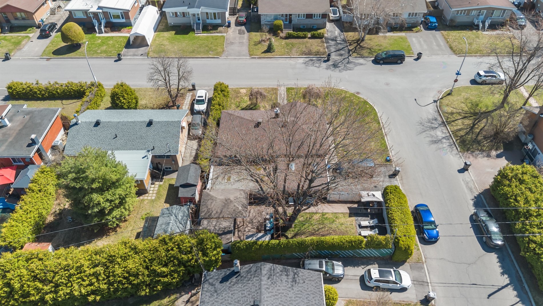 









467


Rue Flavien

,
Laval (Fabreville),




QC
H7P3A3

