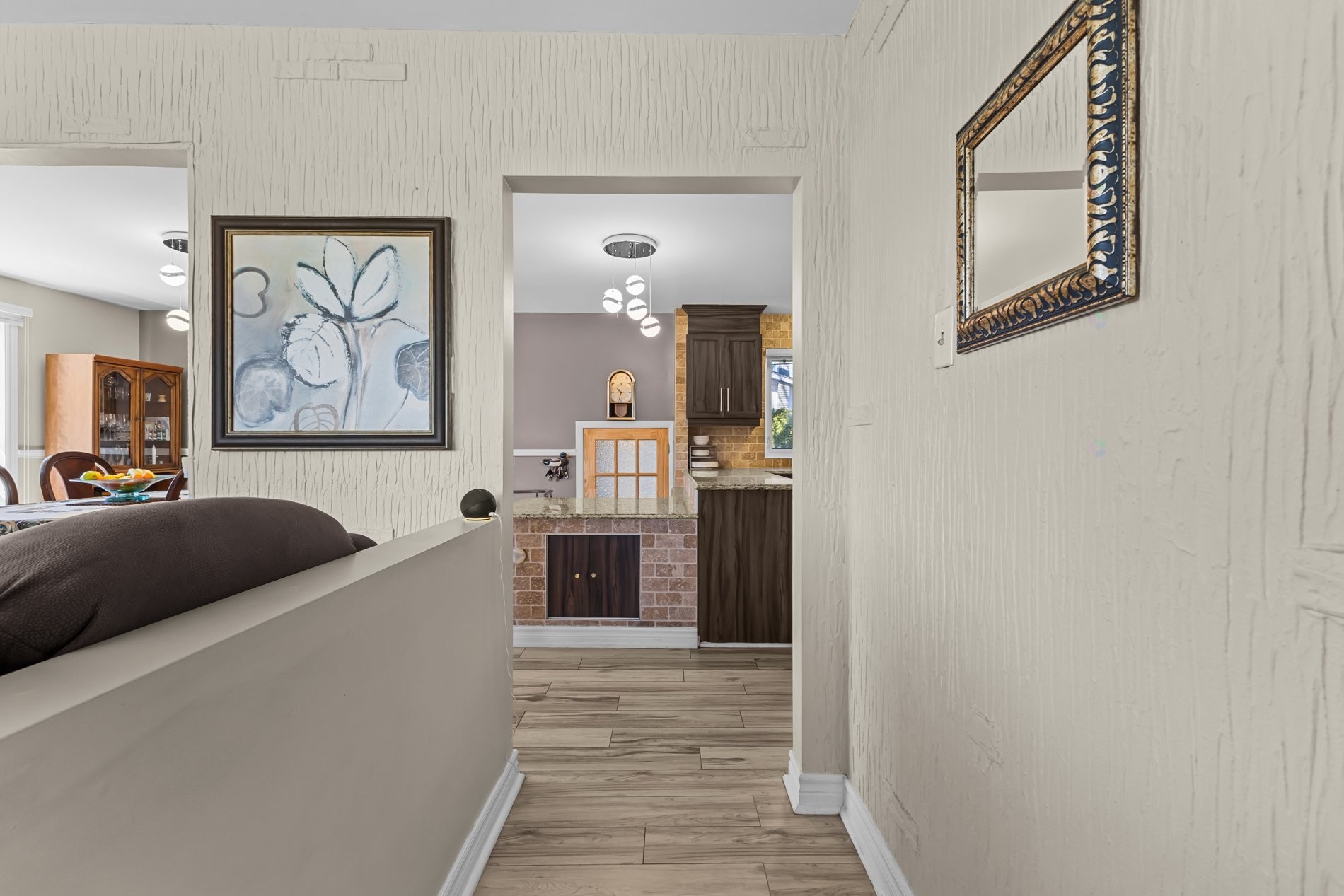 









467


Rue Flavien

,
Laval (Fabreville),




QC
H7P3A3

