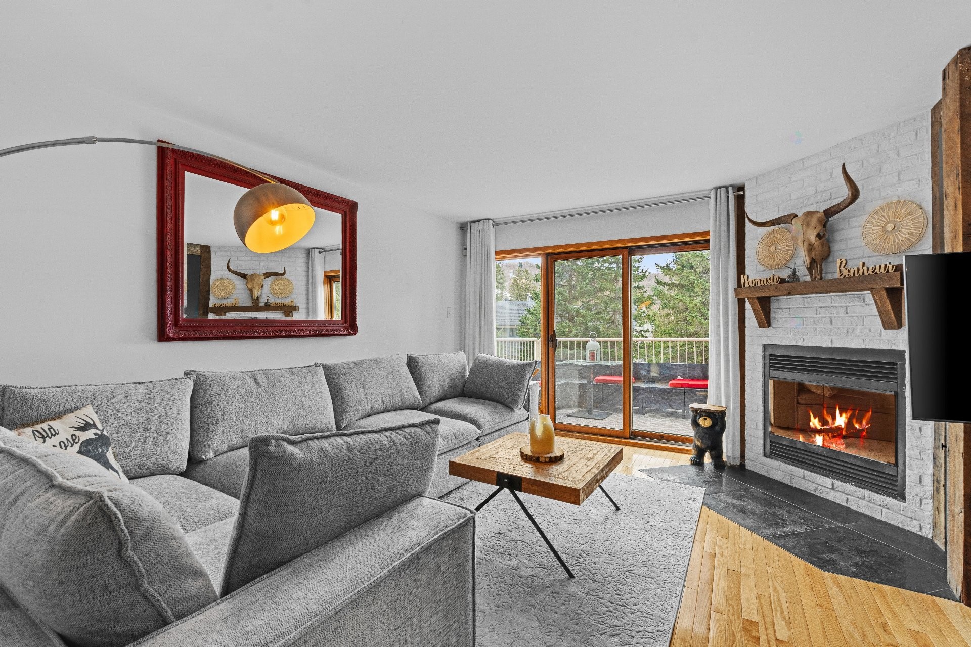 









782


Rue Principale

, 146,
Saint-Sauveur,




QC
J0R1R2

