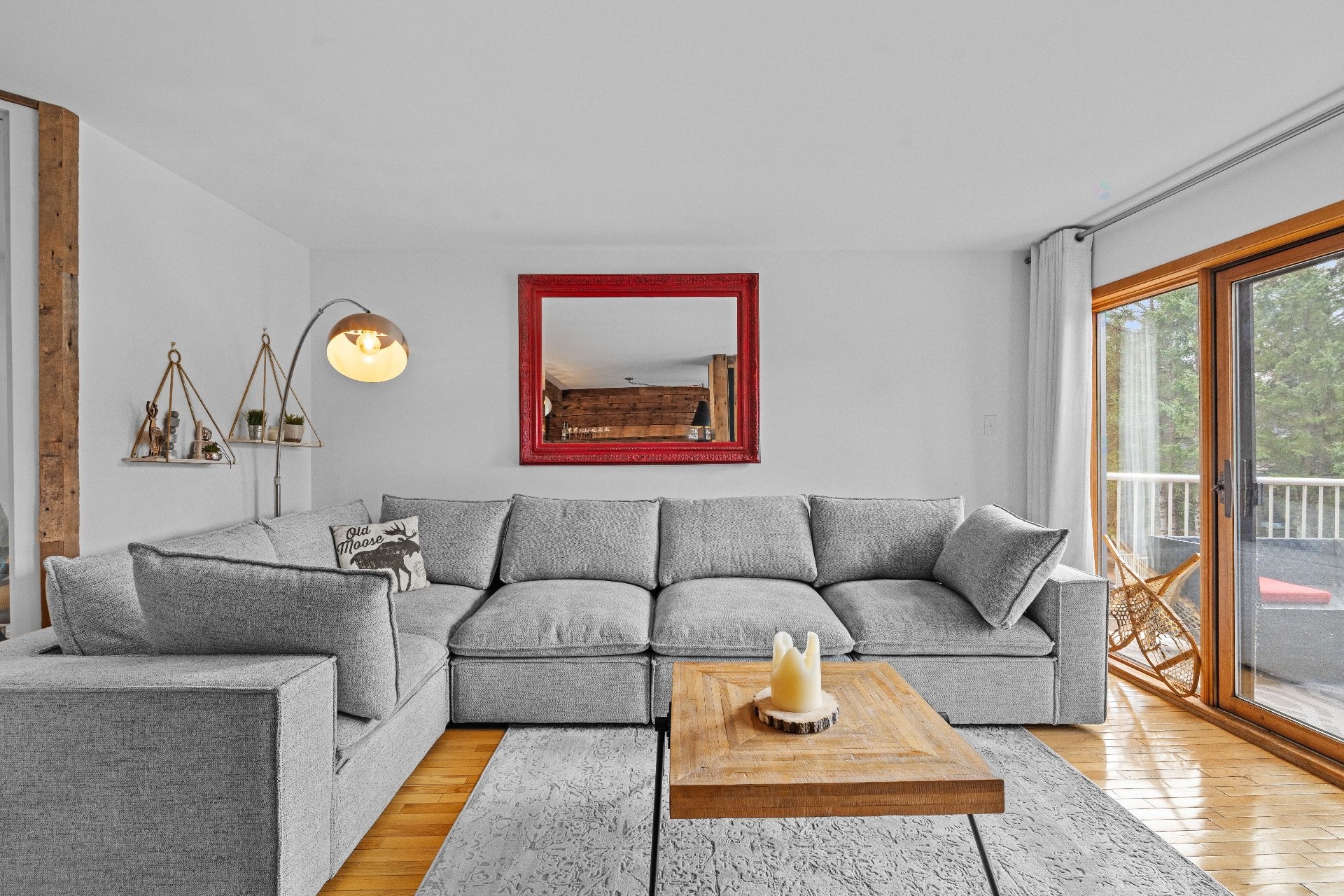 









782


Rue Principale

, 146,
Saint-Sauveur,




QC
J0R1R2

