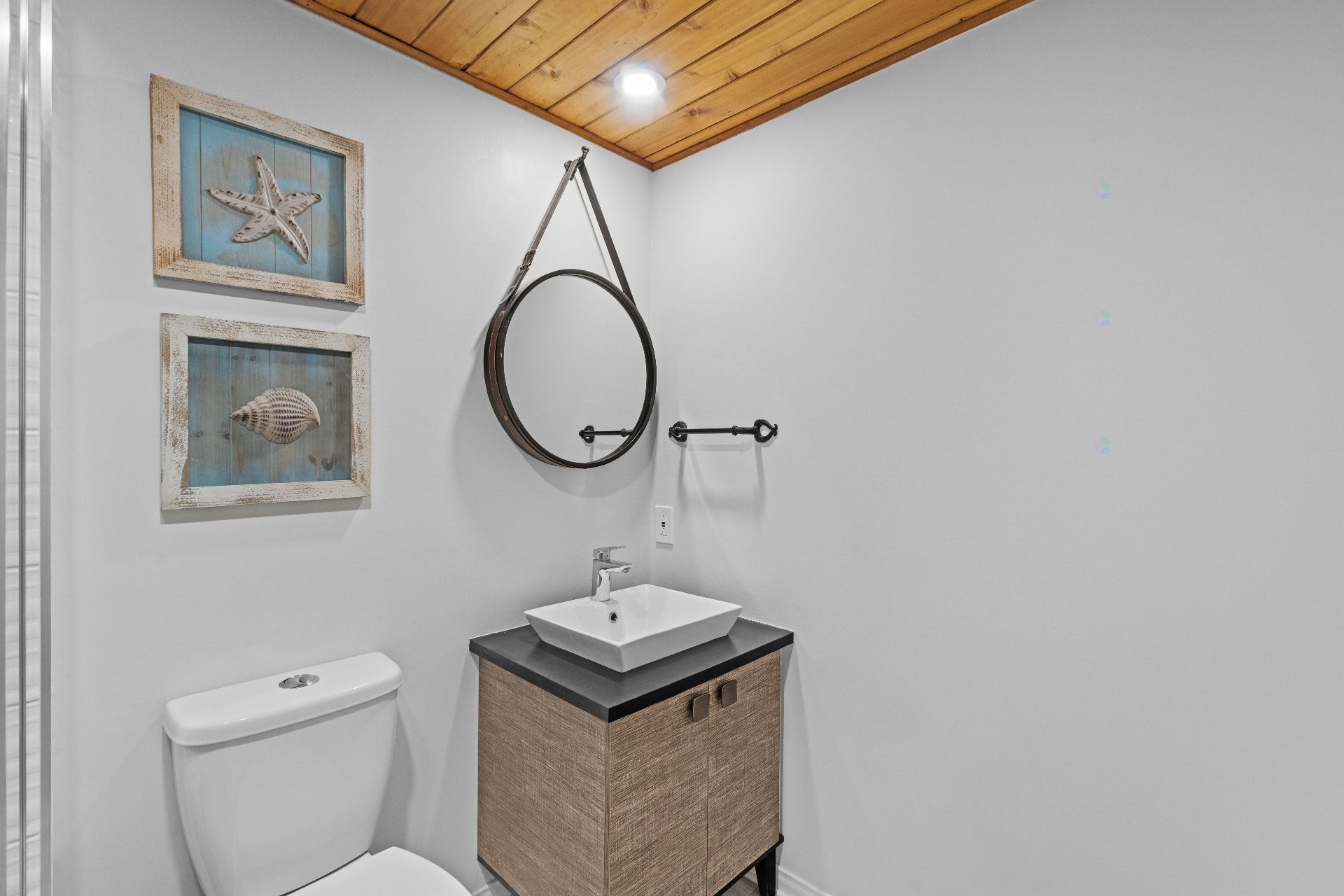 









782


Rue Principale

, 146,
Saint-Sauveur,




QC
J0R1R2

