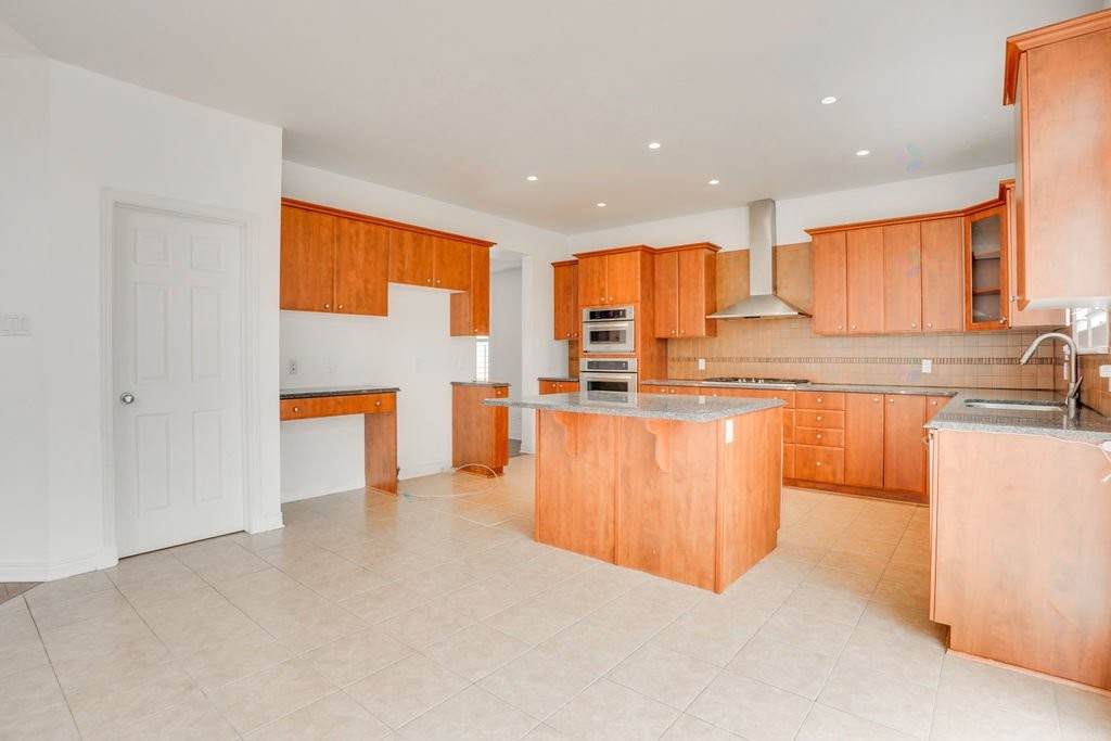 









149


Rue du Tournoi

,
Gatineau (Aylmer),




QC
J9J3V5

