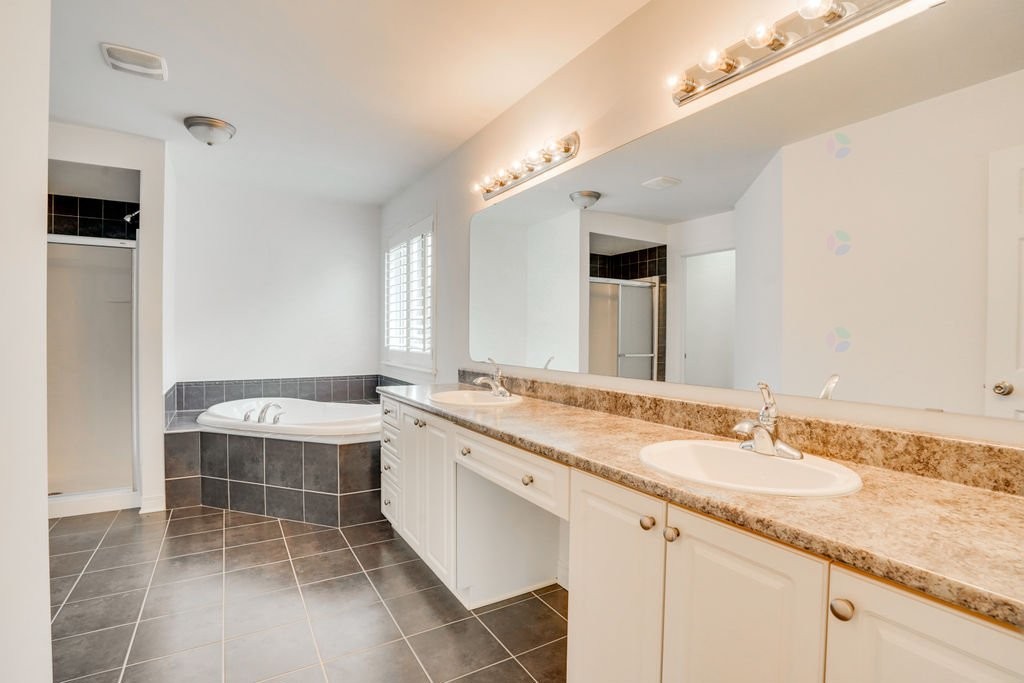 









149


Rue du Tournoi

,
Gatineau (Aylmer),




QC
J9J3V5

