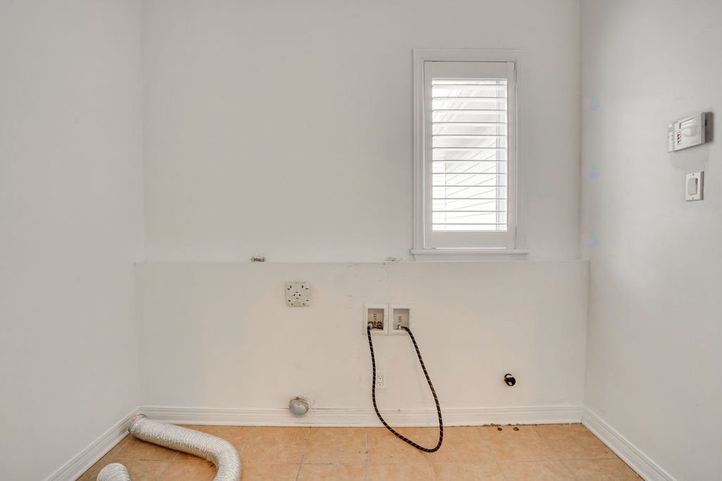 









149


Rue du Tournoi

,
Gatineau (Aylmer),




QC
J9J3V5

