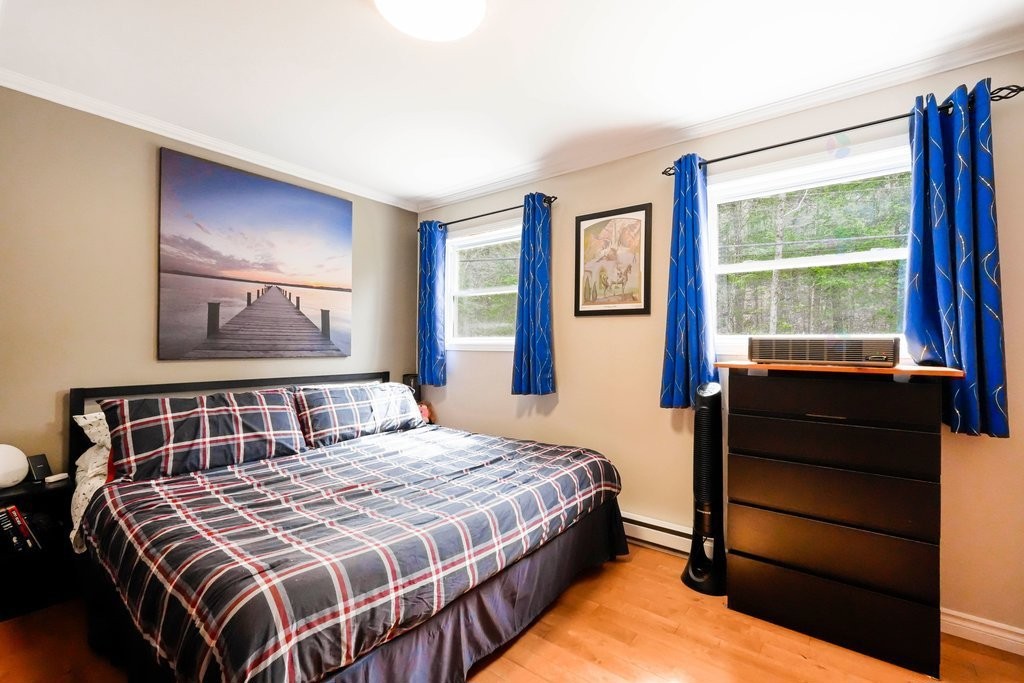 









273


Ch. de la Colonie

,
Val-des-Monts,




QC
J8N4A4

