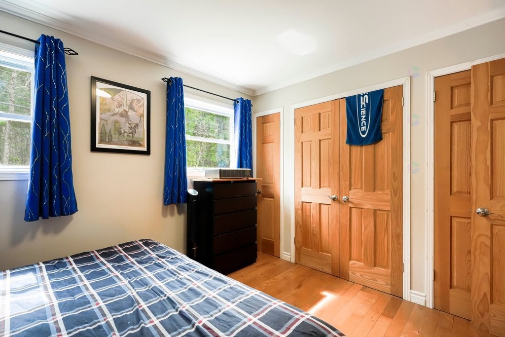 









273


Ch. de la Colonie

,
Val-des-Monts,




QC
J8N4A4


