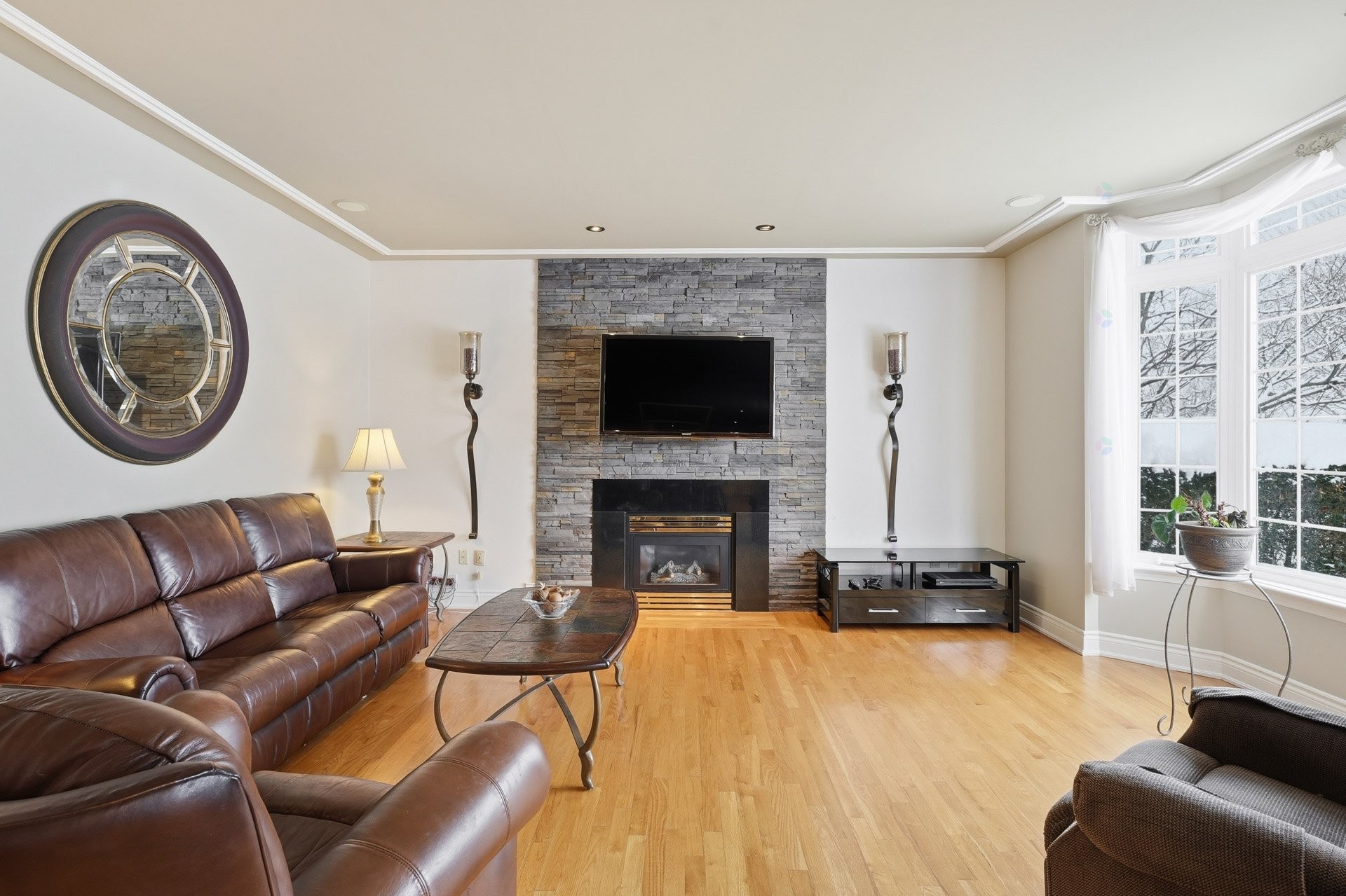









21


Rue de l'Anse-aux-Bateaux

,
Gatineau (Hull),




QC
J8Z3P3


