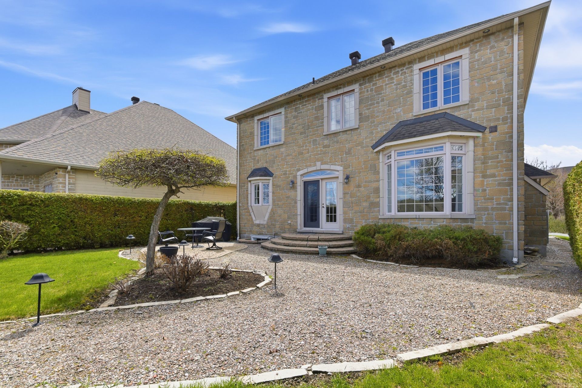









21


Rue de l'Anse-aux-Bateaux

,
Gatineau (Hull),




QC
J8Z3P3

