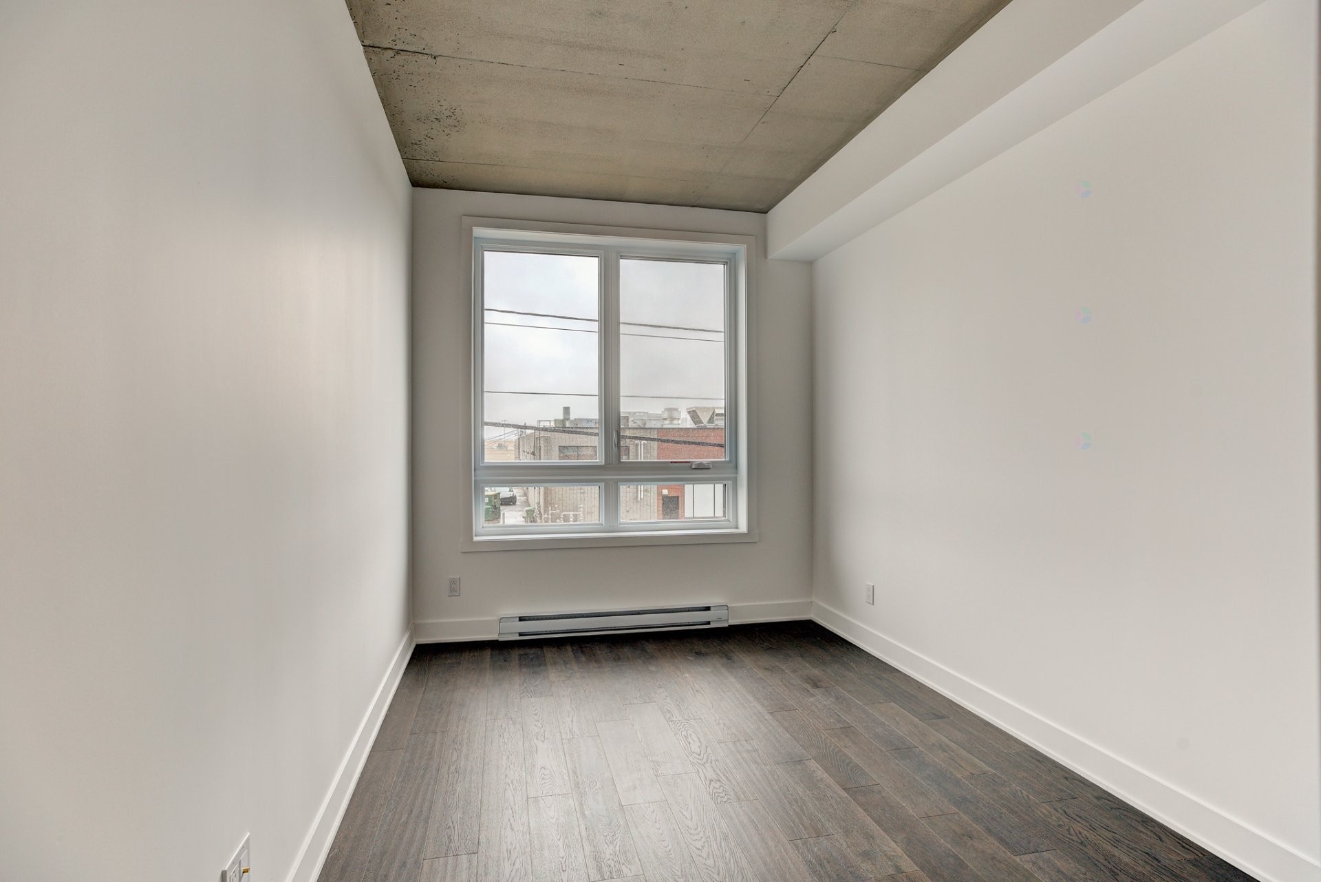 









7227


Boul. Newman

, 219,
Montréal (LaSalle),




QC
H8N0H7

