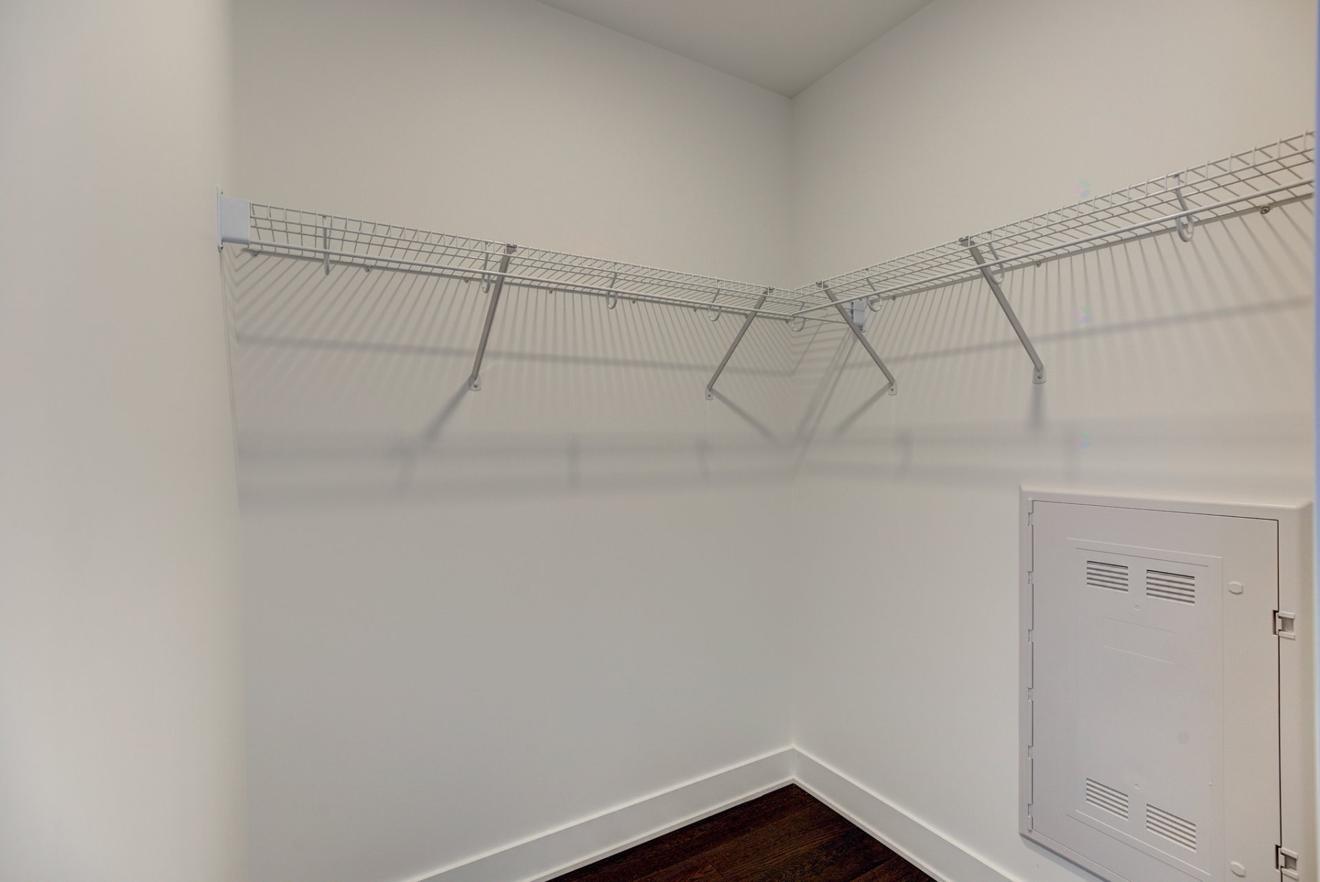 









7227


Boul. Newman

, 219,
Montréal (LaSalle),




QC
H8N0H7


