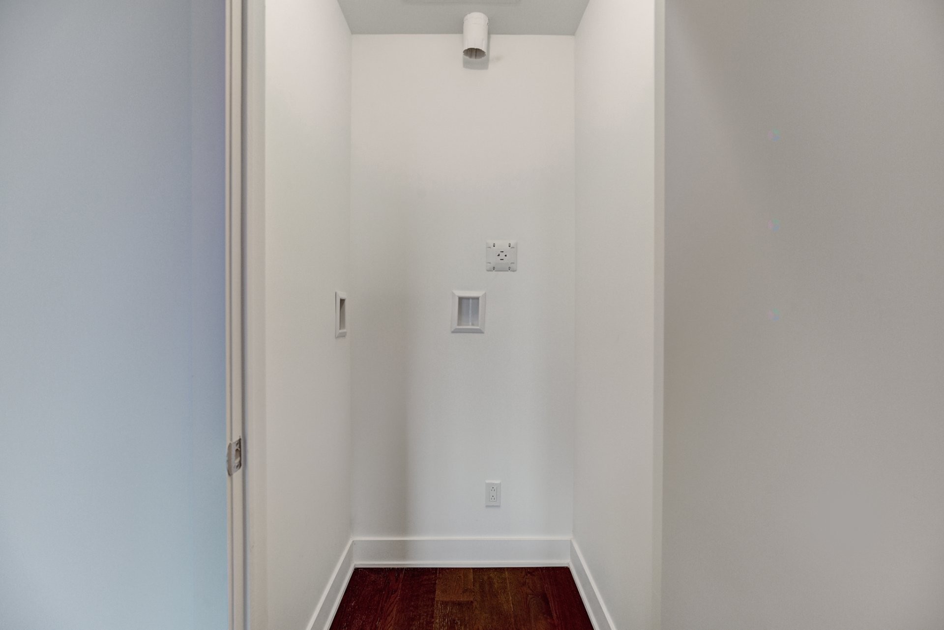 









7227


Boul. Newman

, 219,
Montréal (LaSalle),




QC
H8N0H7

