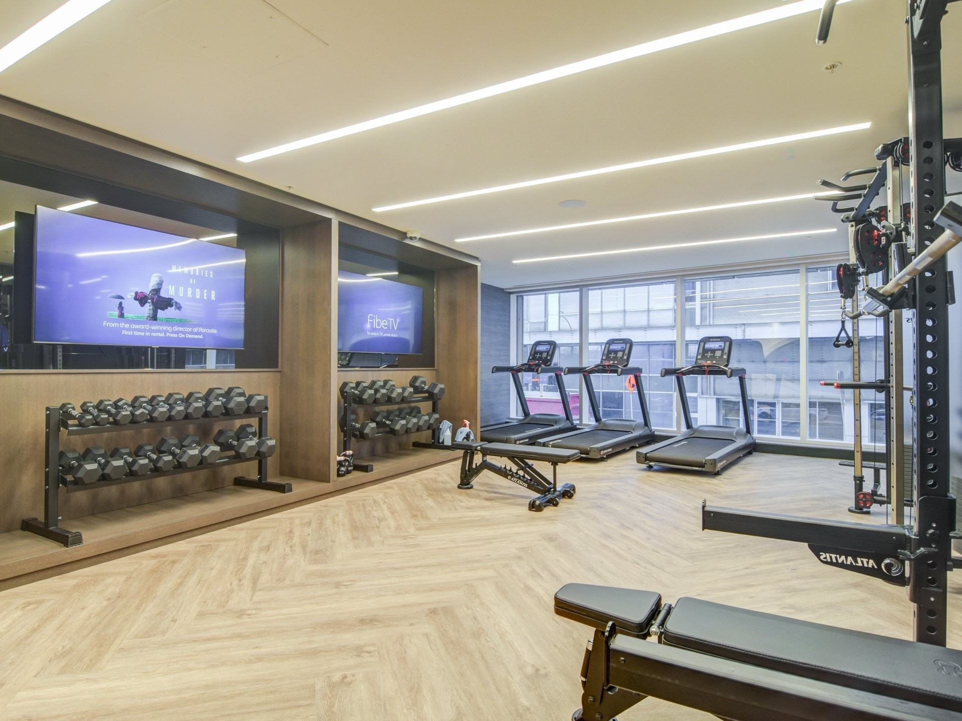 









1288


Rue St-Antoine O.

, 4905,
Montréal (Ville-Marie),




QC
H3C0X6

