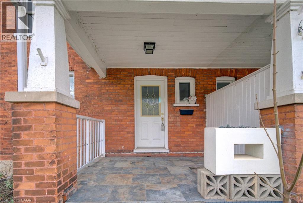 












28 WILLOW Street

,
Paris,




Ontario
N3L2K6

