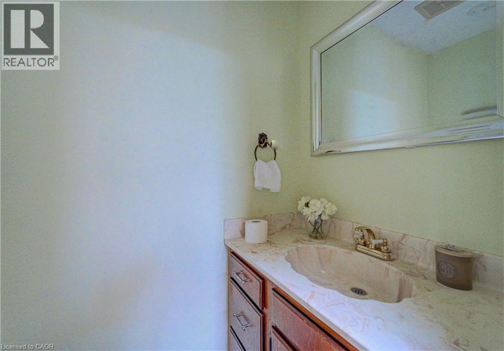 












28 WILLOW Street

,
Paris,




Ontario
N3L2K6

