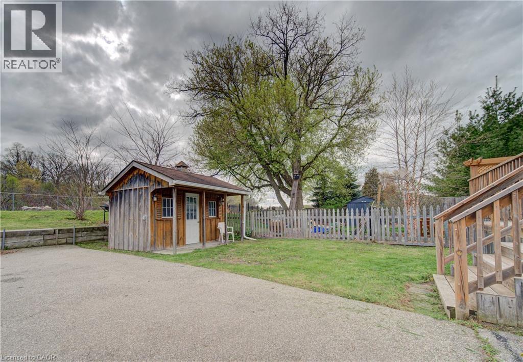 












28 WILLOW Street

,
Paris,




Ontario
N3L2K6


