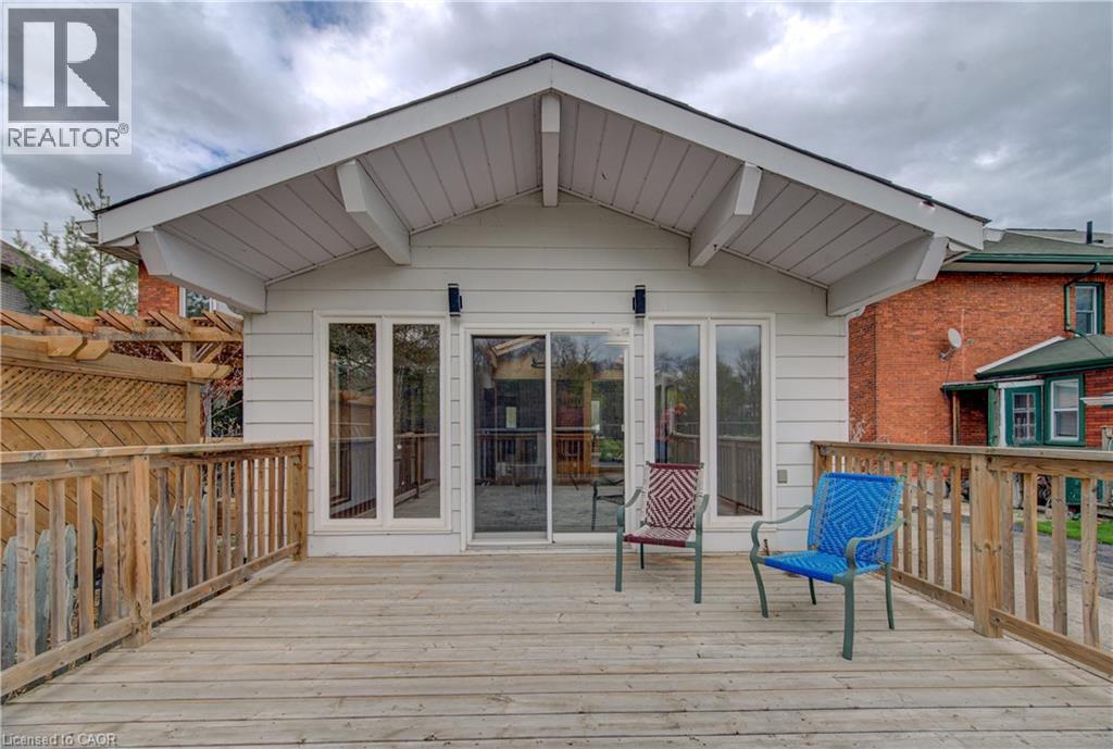 












28 WILLOW Street

,
Paris,




Ontario
N3L2K6

