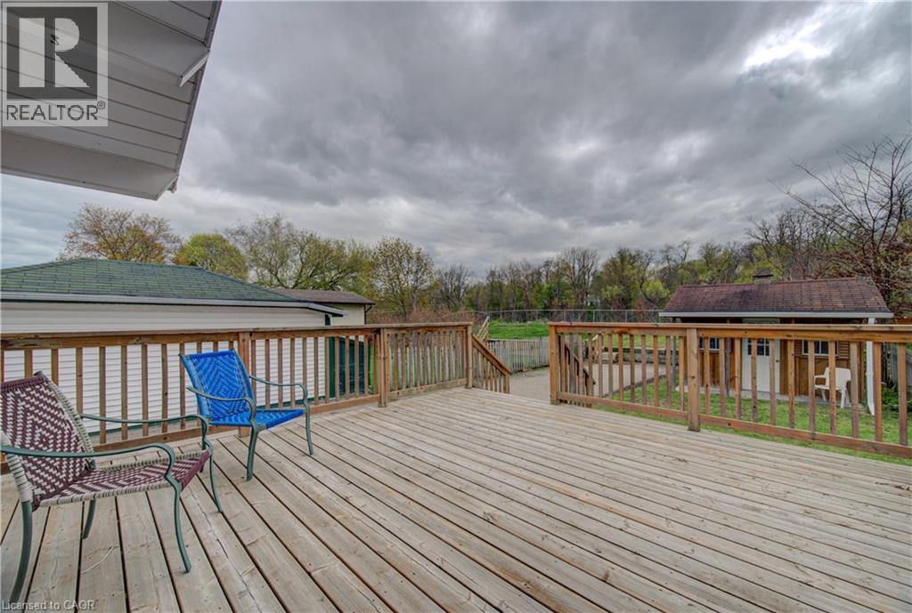 












28 WILLOW Street

,
Paris,




Ontario
N3L2K6

