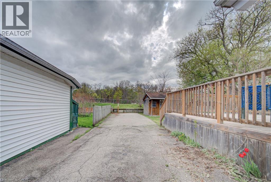 












28 WILLOW Street

,
Paris,




Ontario
N3L2K6

