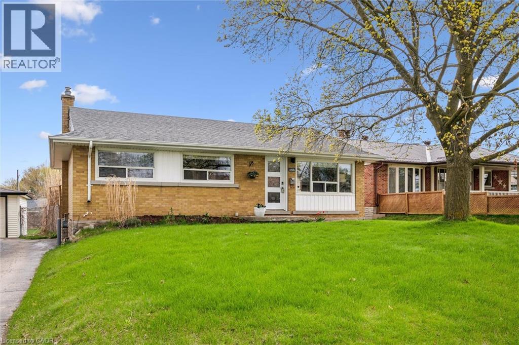












154 ORIOLE Street

,
Waterloo,




Ontario
N2J2B4

