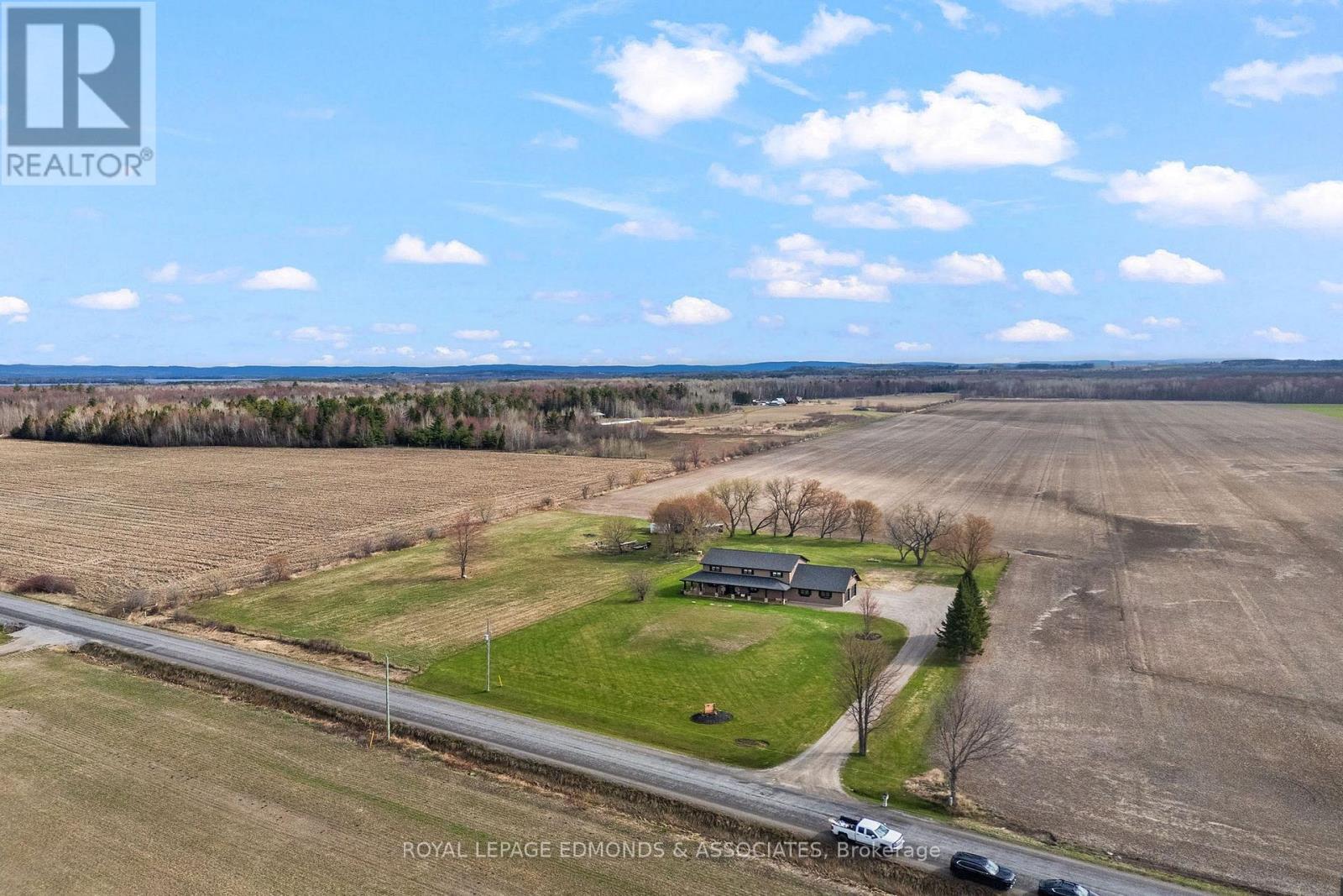 












2700 ZION LINE

,
Whitewater Region,




Ontario
K8A6W3


